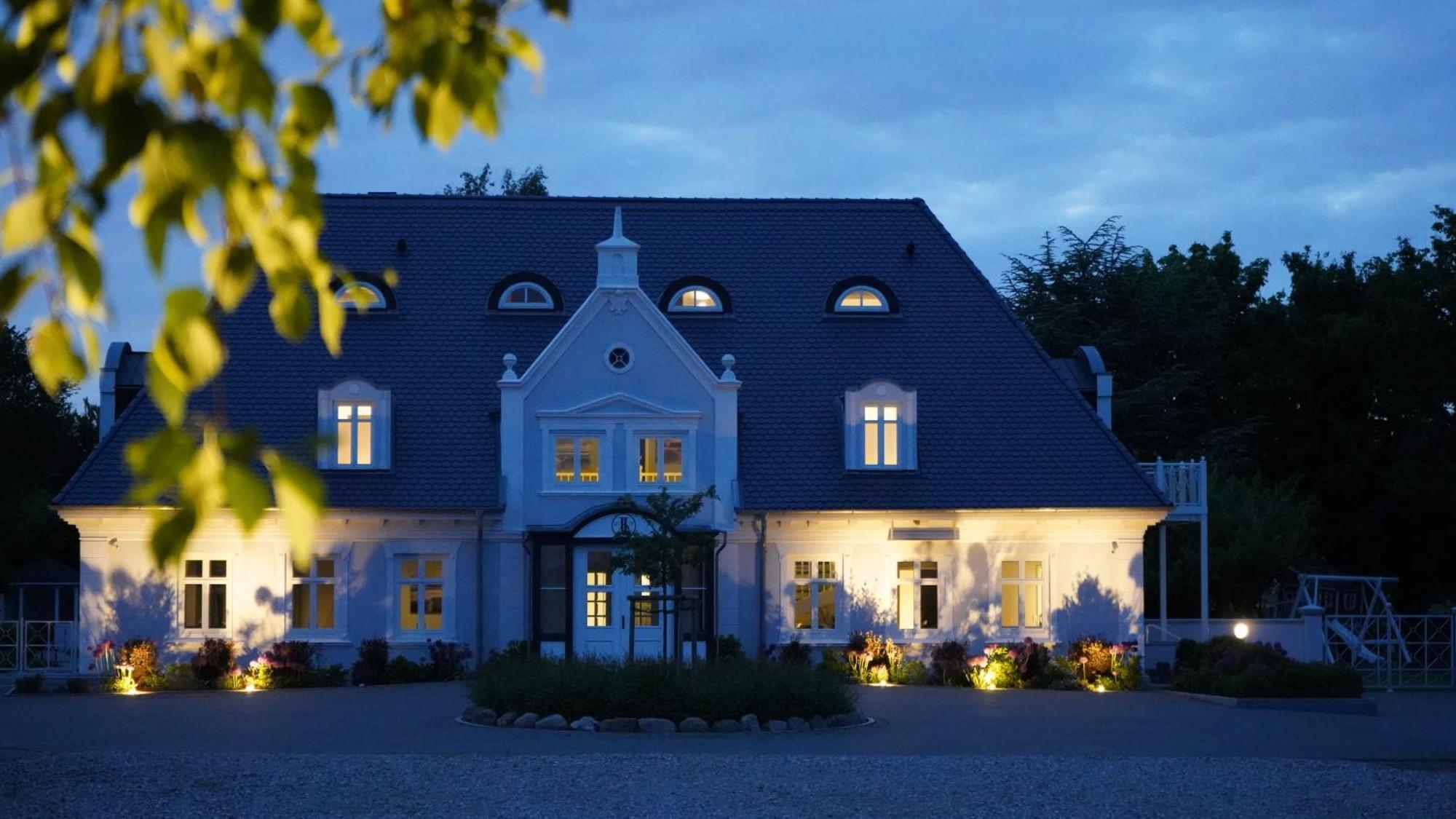 Landhaus Luetjenhof Grossenbrode Exterior foto
